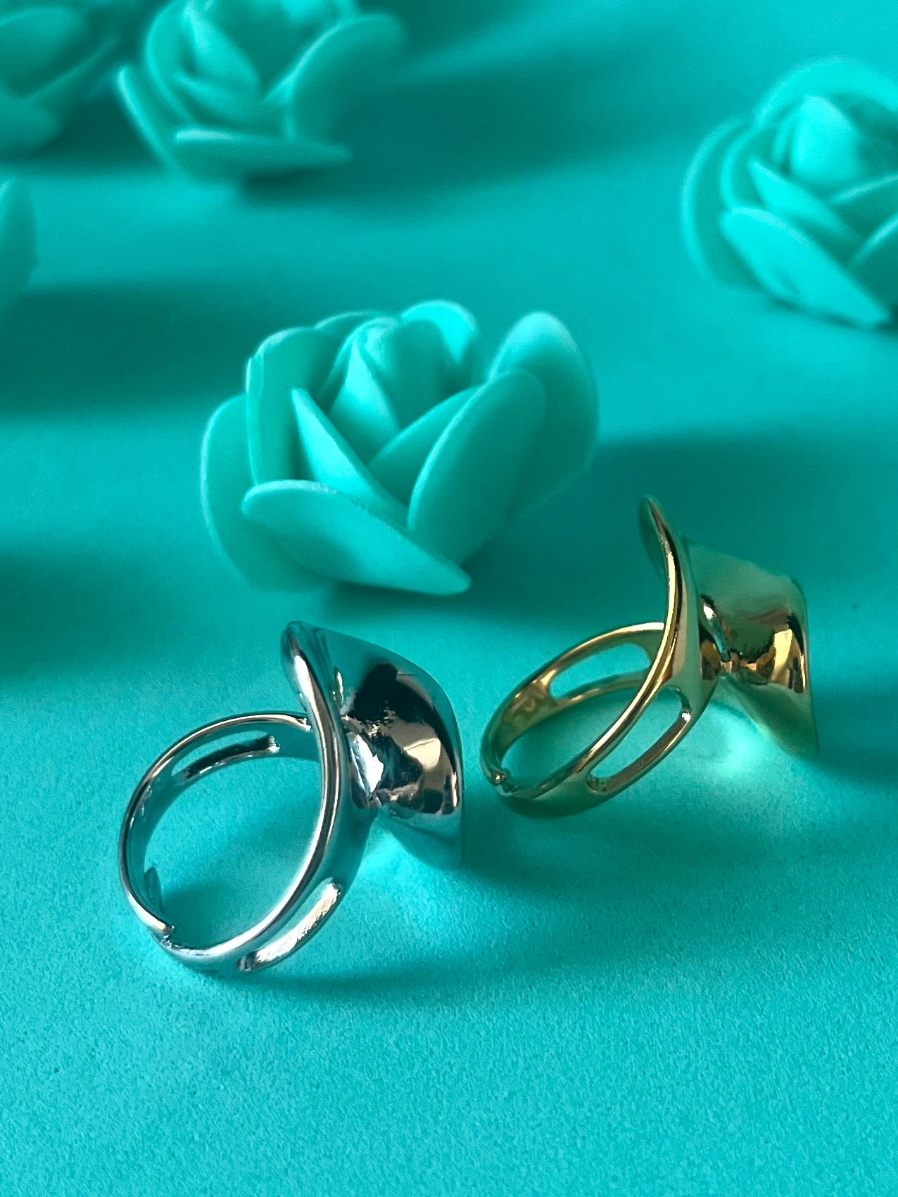 Anello Abstract